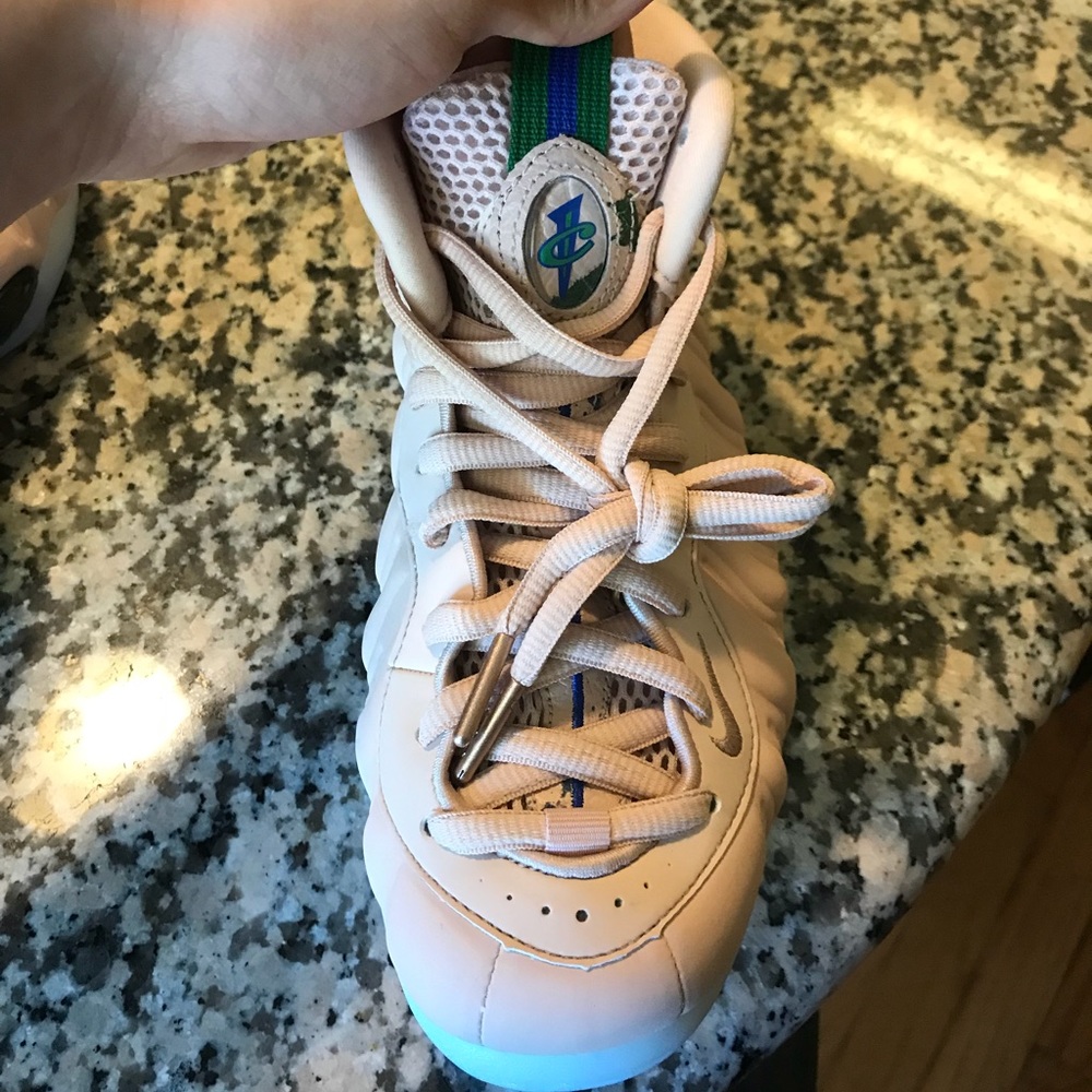 Nike Foamposites “Particle Biege”